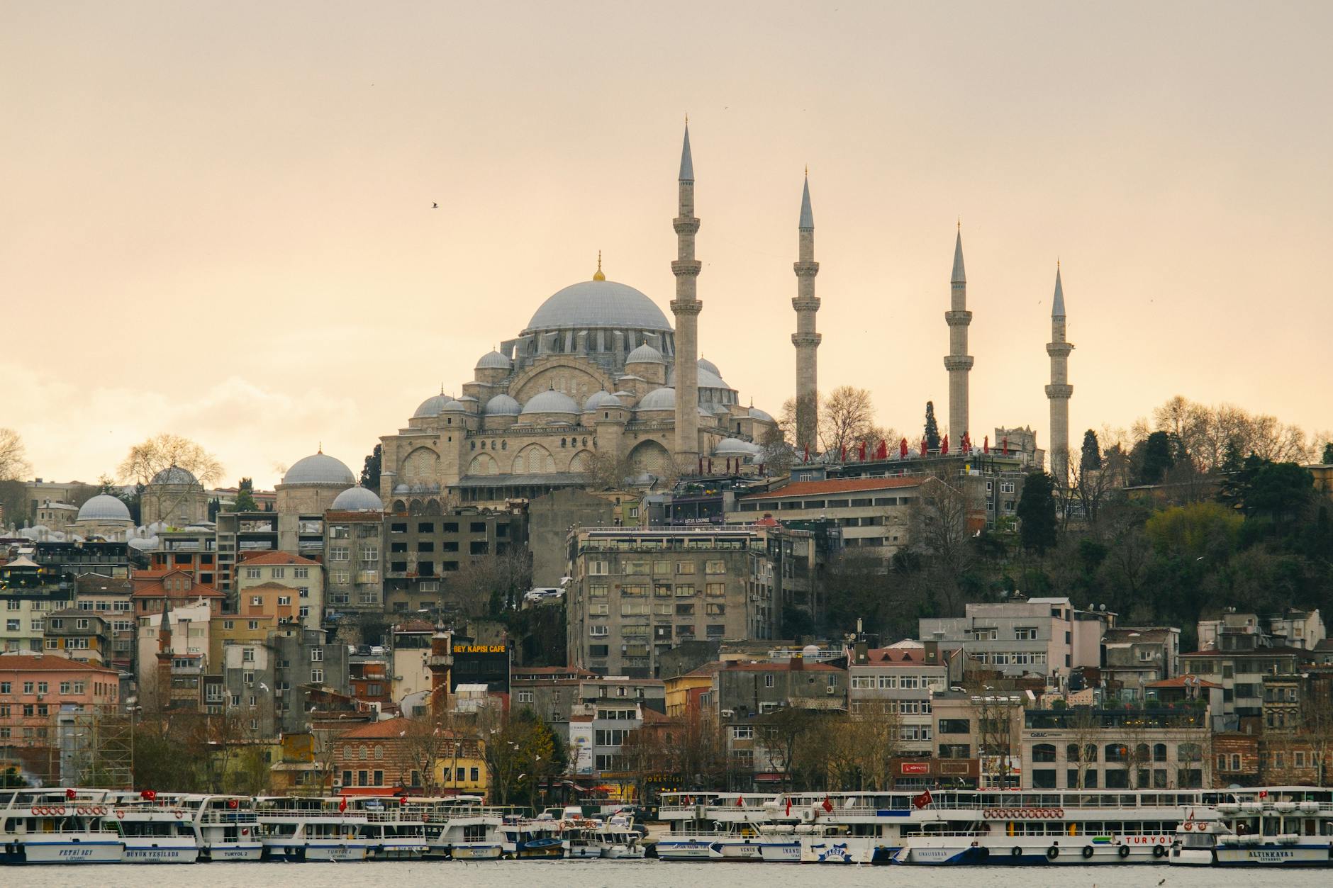 A scenic panoramic view of the Fatih district skyline and historic mosques in Istanbul.