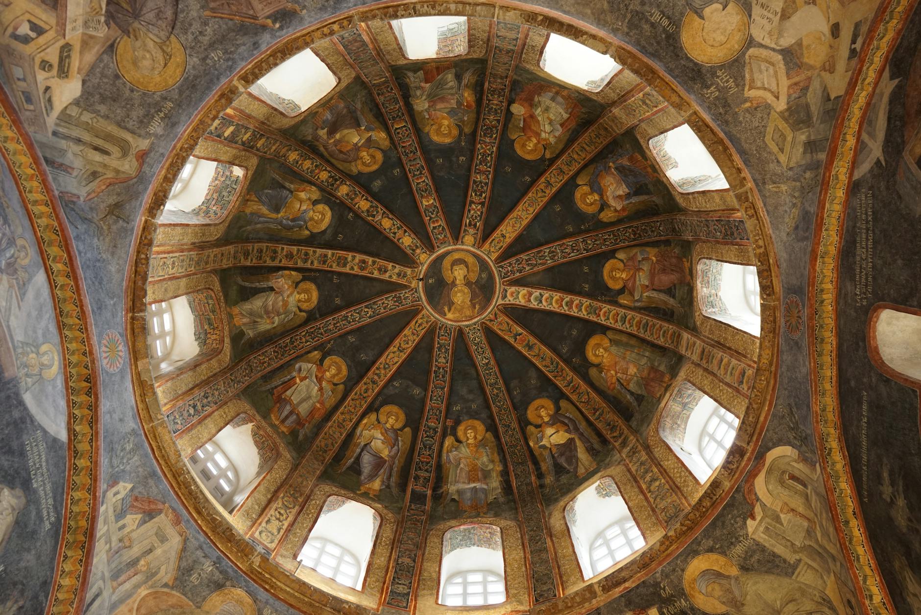 Byzantine Mosaics at the Fethiye Mosque and 2026 Visiting Tips for the Pammakaristos Church